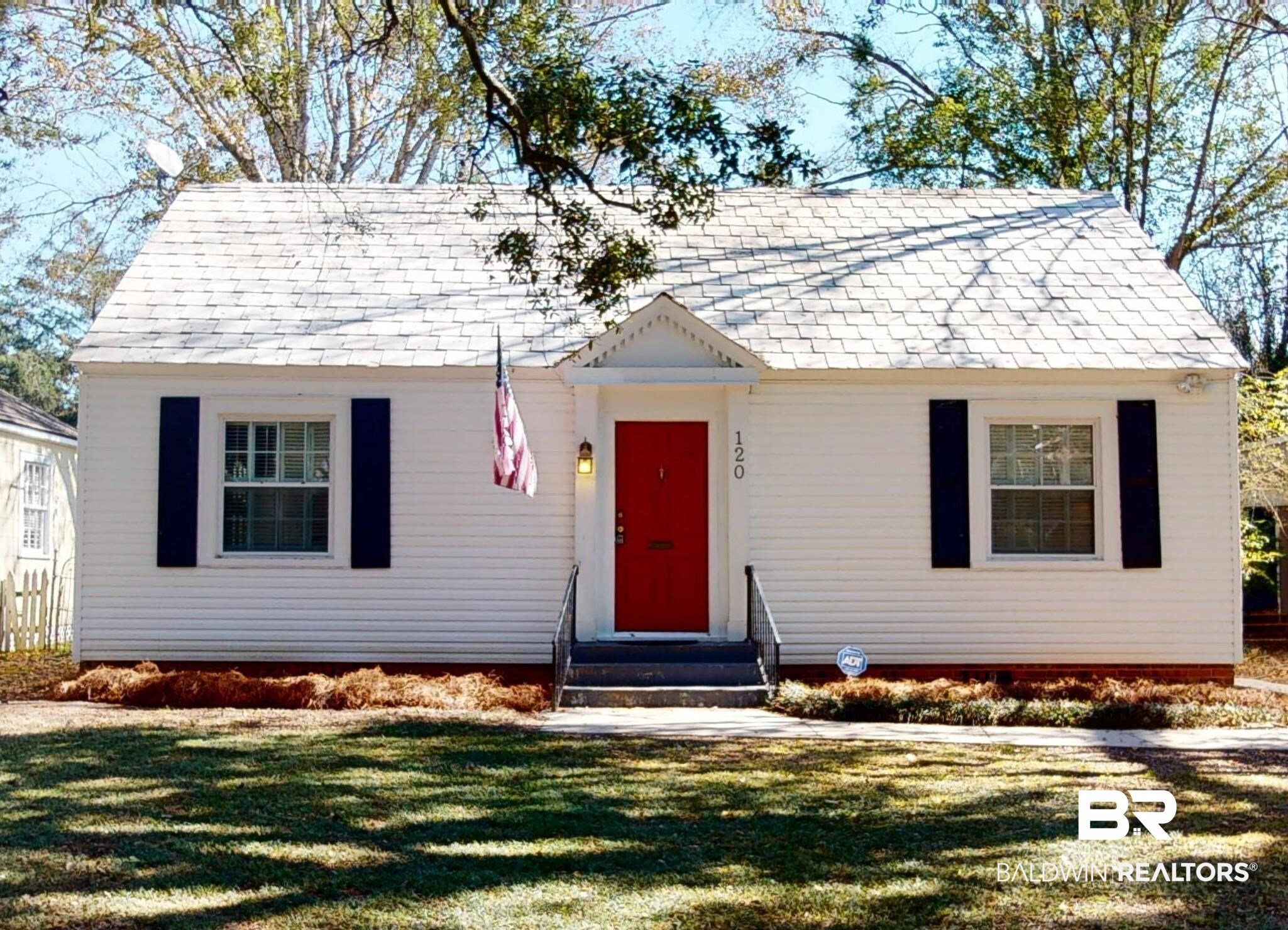 120 Florence Place Mobile, AL 36607 - Photo 1 of 15