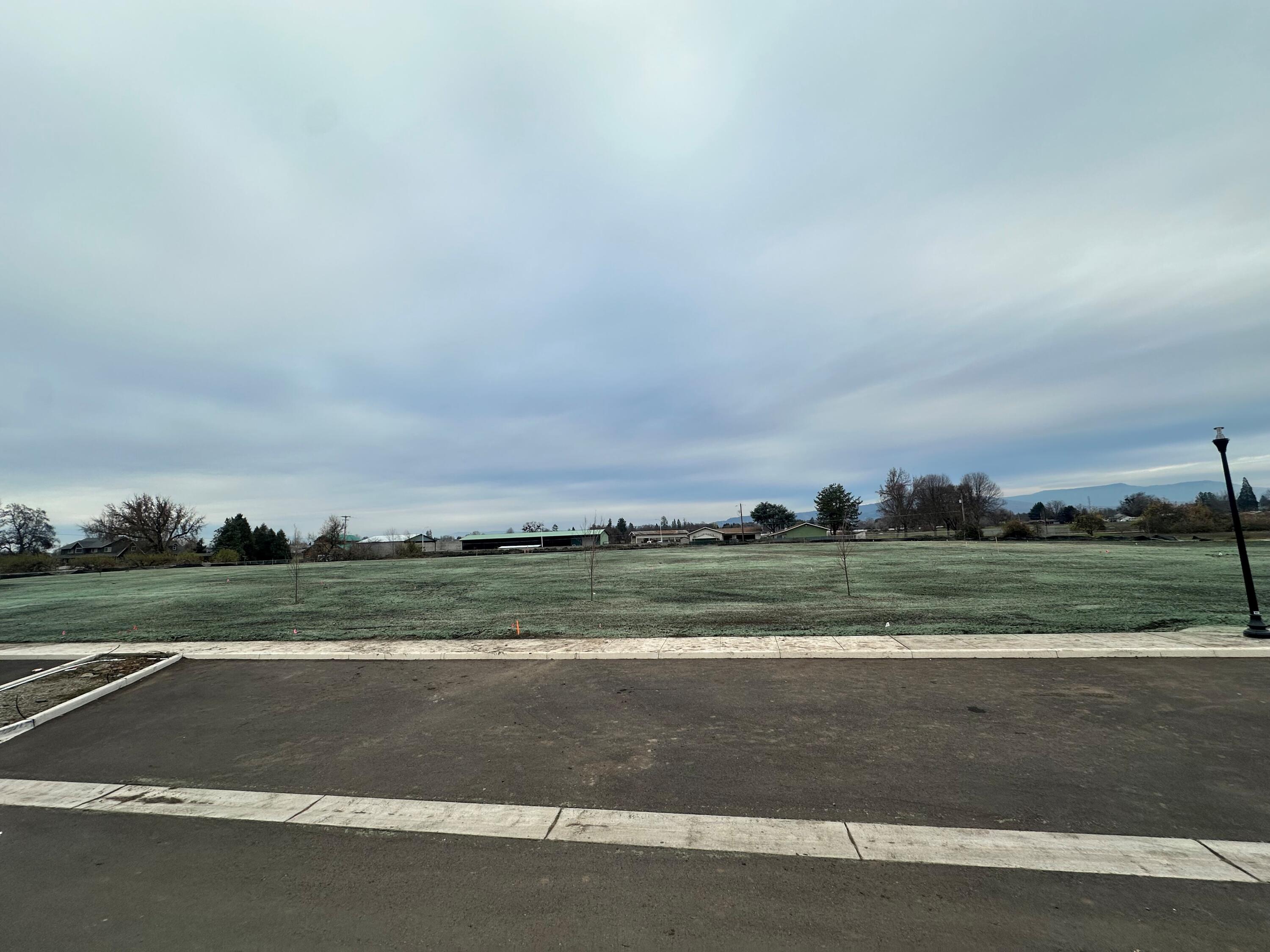 1113 Annalise Street Central Point, OR 97502 - Photo 24 of 25 Photo taken 12/04/2025 New Park