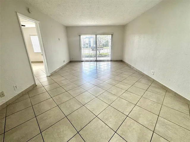 $1,600 | 770 Southeast 2nd Avenue, Unit A107, Deerfield Beach, FL 33441