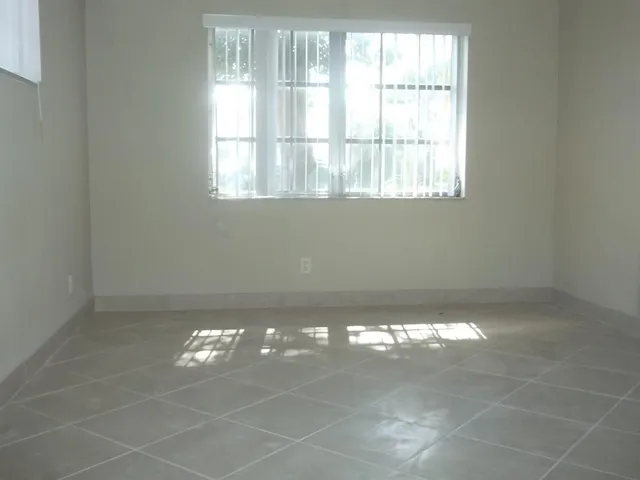 $1,600 | 770 Southeast 2nd Avenue, Unit A107, Deerfield Beach, FL 33441