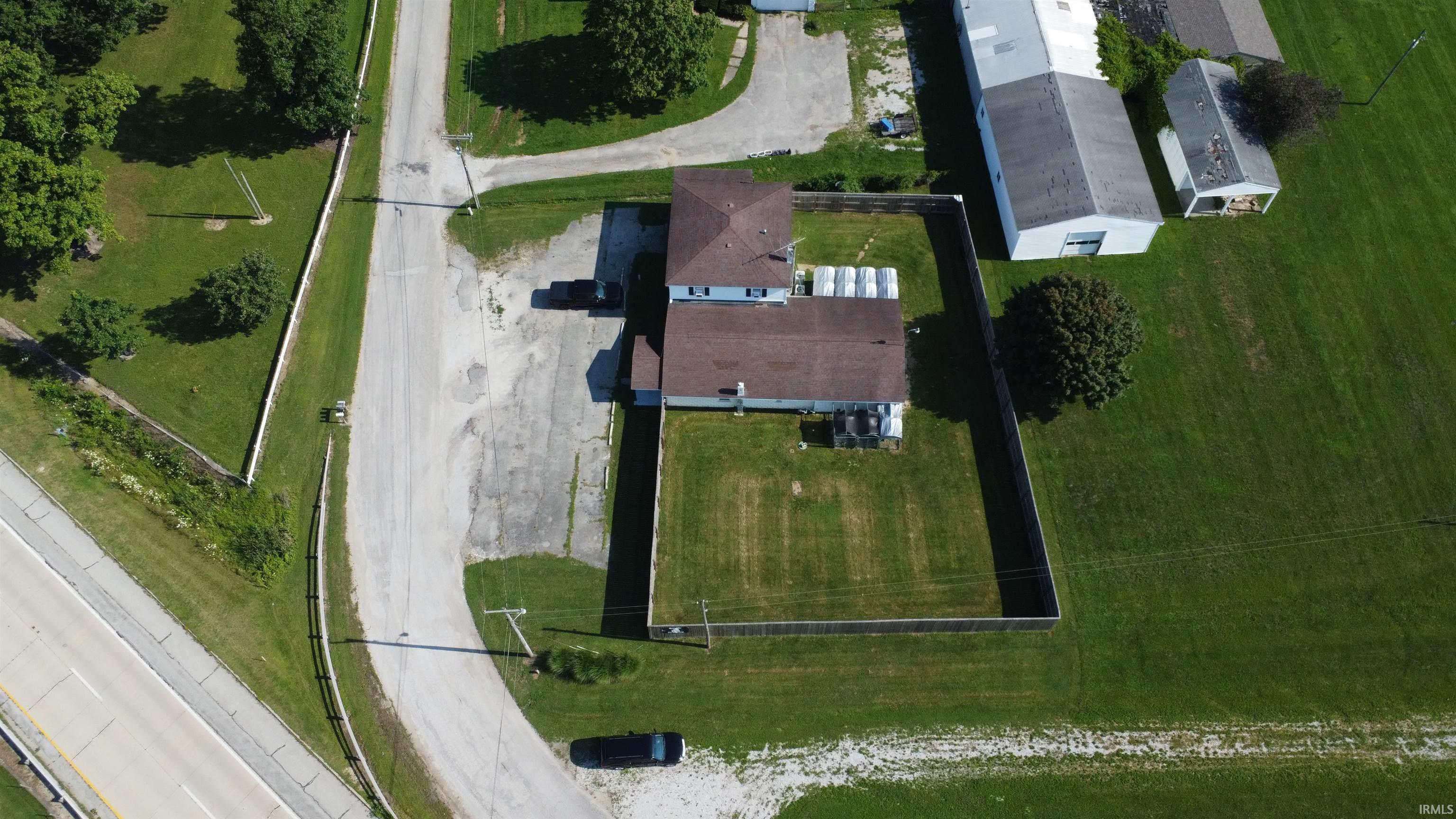 1611 East Loew Road Marion, IN 46952 - Photo 34 of 36 Gallery Image 34