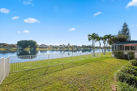 $425,000 | 7266 Burgess Drive, Lake Worth, FL 33467