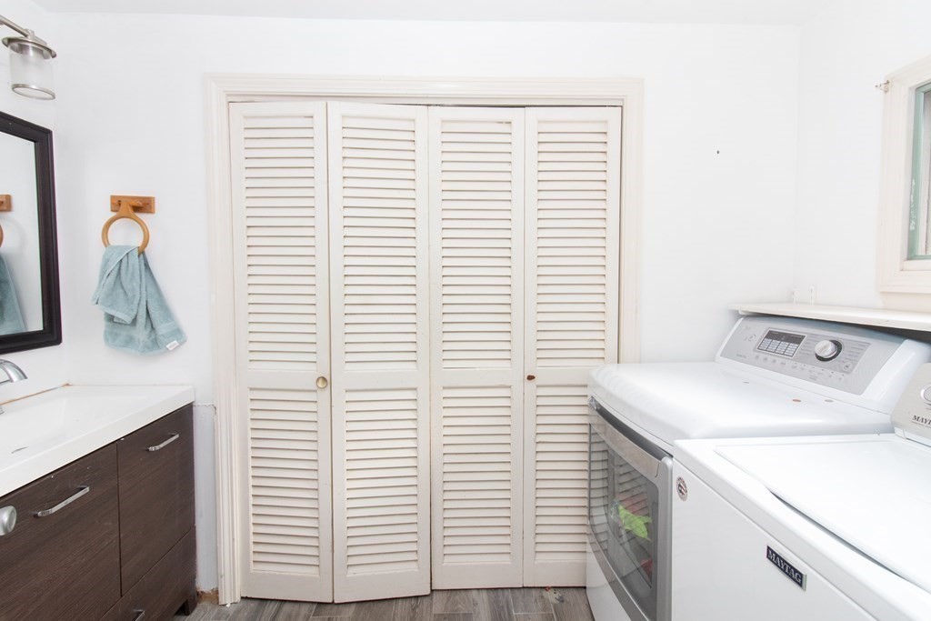 22 Laurel Hill Road Southbridge, MA 01550 - Photo 12 of 25 Gallery Image 12