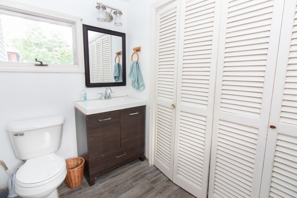 22 Laurel Hill Road Southbridge, MA 01550 - Photo 10 of 25 Gallery Image 10