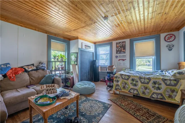 $419,000 | 3039-3041 Oneida Street, Paris, NY 13456