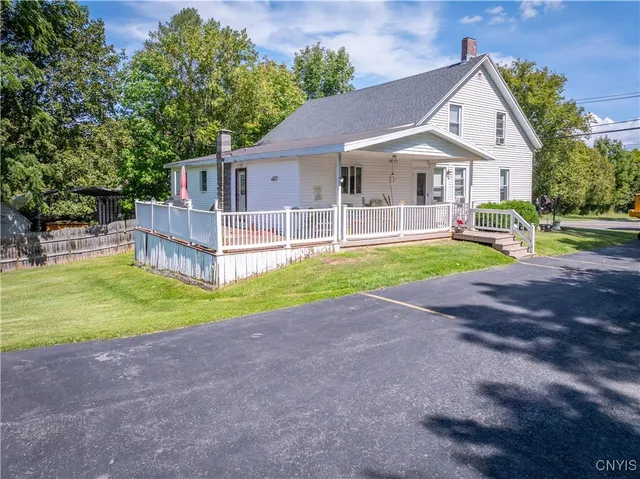 $419,000 | 3039-3041 Oneida Street, Paris, NY 13456