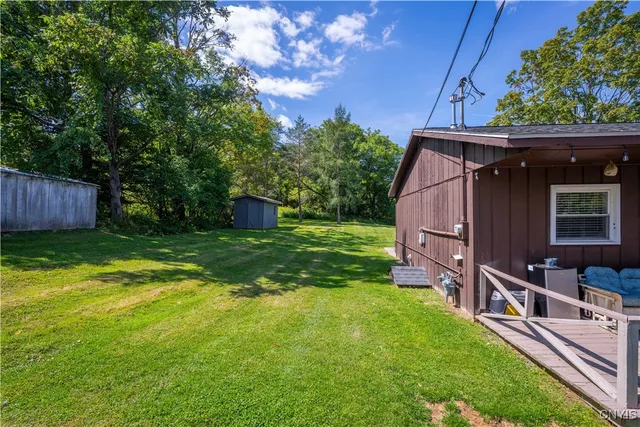 $419,000 | 3039-3041 Oneida Street, Paris, NY 13456