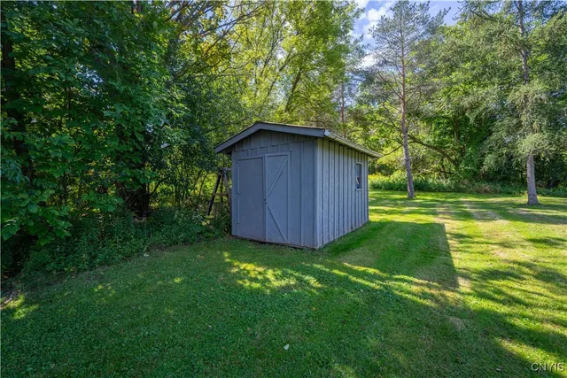 $419,000 | 3039-3041 Oneida Street, Paris, NY 13456