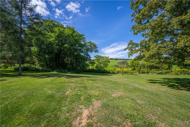 $419,000 | 3039-3041 Oneida Street, Paris, NY 13456