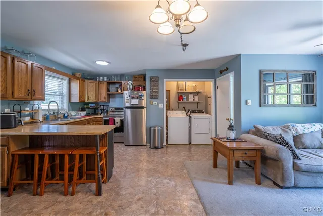 $419,000 | 3039-3041 Oneida Street, Paris, NY 13456