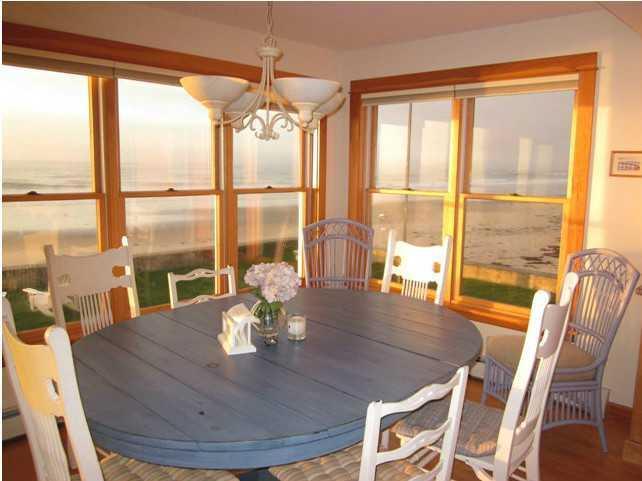 47 Fortunes Rocks Road Biddeford, ME 04005 - Photo 4 of 18 Dining Room.