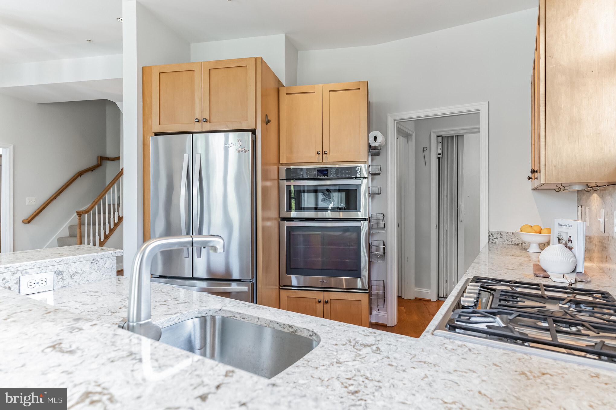 27 Logan Circle Northwest, Unit 14 Washington, DC 20005 - Photo 9 of 34