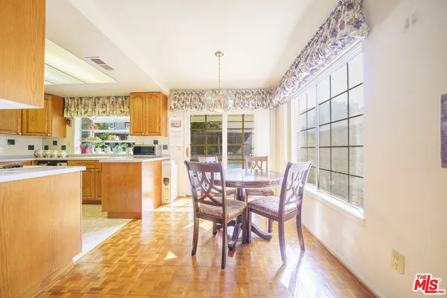 $949,900 | 10228 Hanna Avenue, Chatsworth, CA 91311