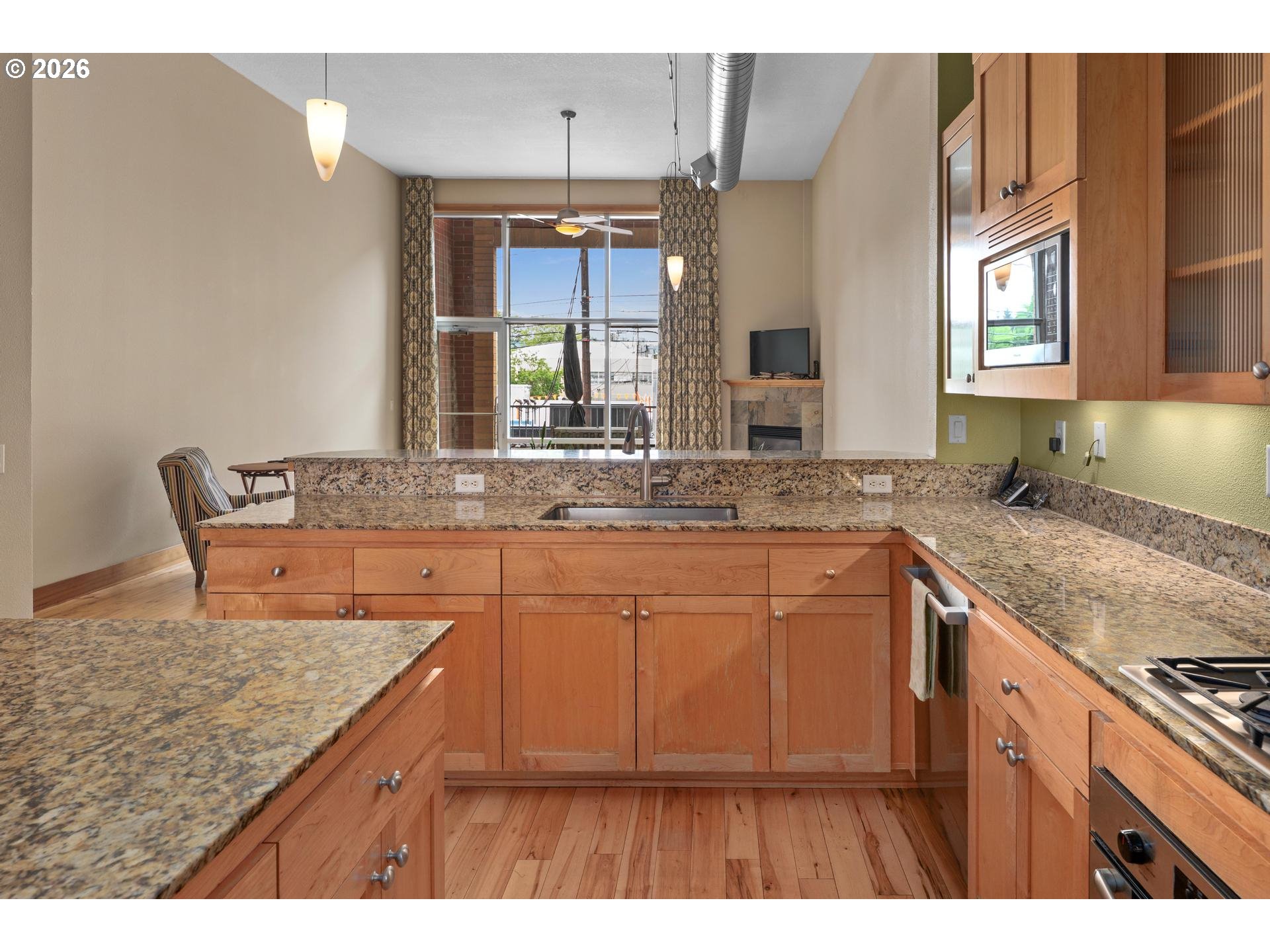 2006 Southeast Morrison Street, Unit D Portland, OR 97214 - Photo 21 of 44