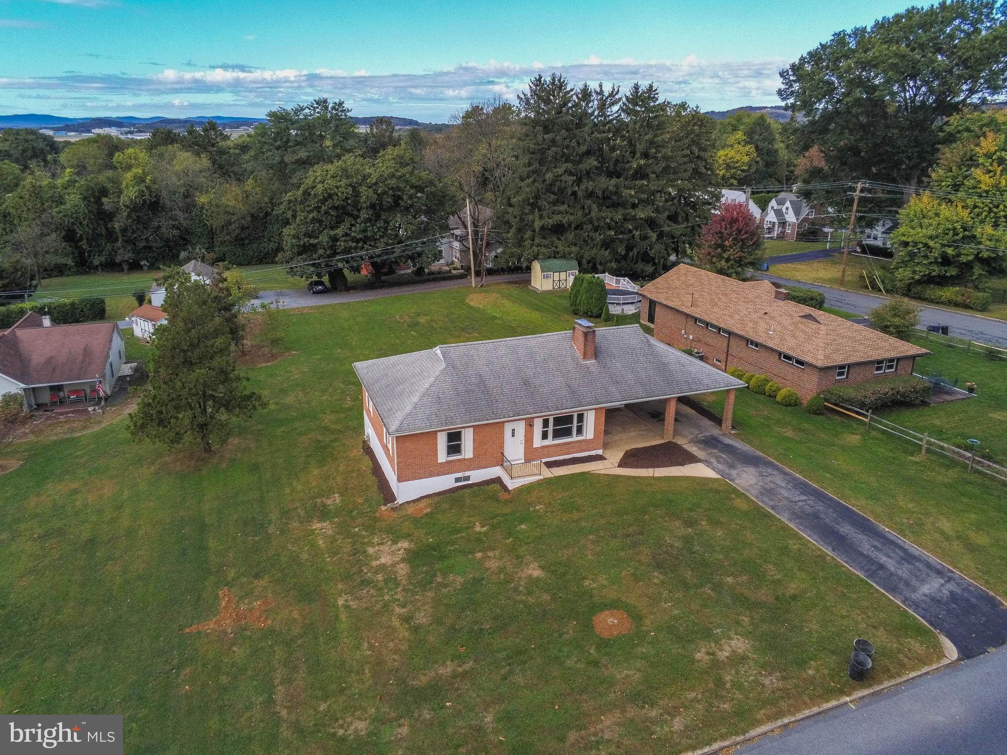 3426 Stoudts Ferry Bridge Road Reading, PA 19605 - Photo 3 of 19