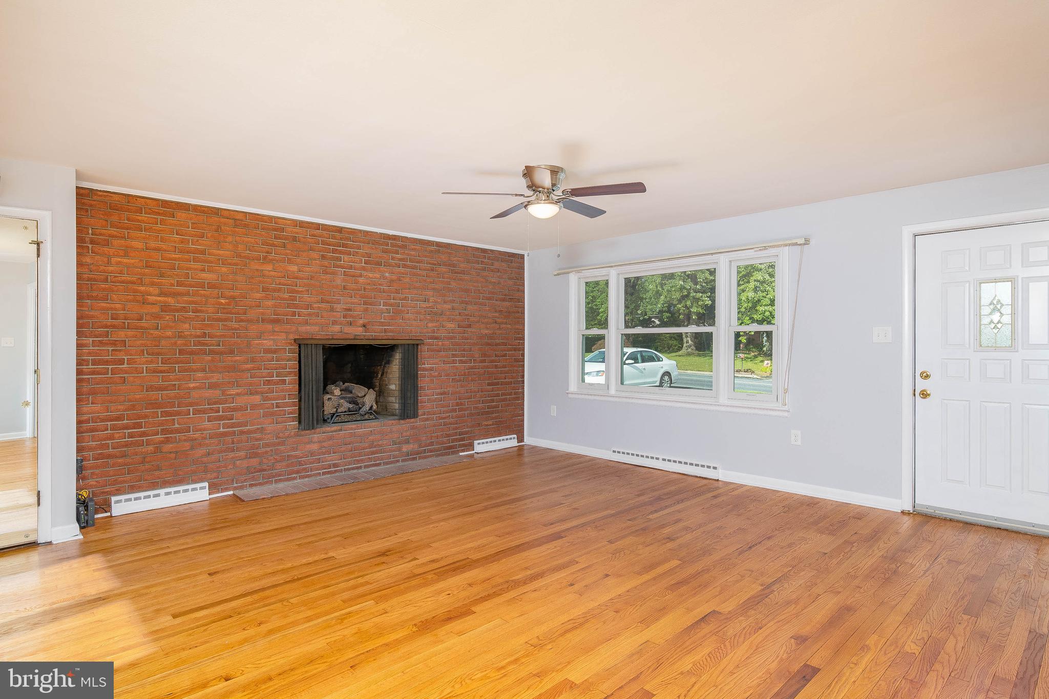 3426 Stoudts Ferry Bridge Road Reading, PA 19605 - Photo 5 of 19