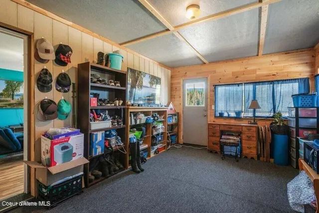 $525,000 | 9132 Highway 57, Priest River, ID 83856