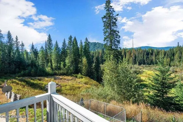 $525,000 | 9132 Highway 57, Priest River, ID 83856