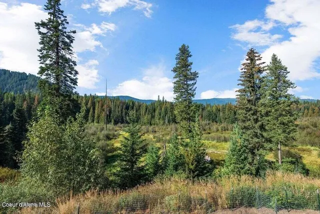 $525,000 | 9132 Highway 57, Priest River, ID 83856