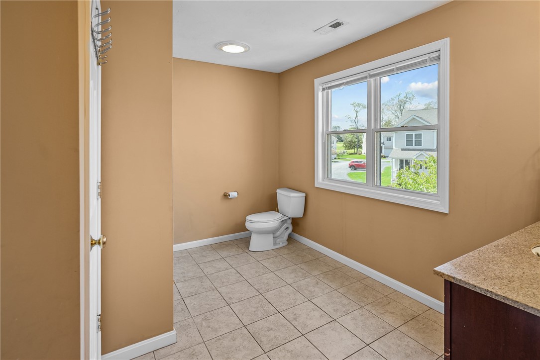 47 Silver Cup Circle West Warwick, RI 02893 - Photo 23 of 44 bath off bed room