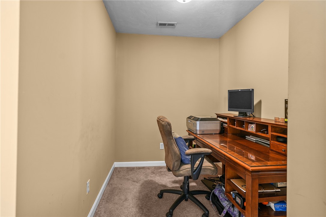 47 Silver Cup Circle West Warwick, RI 02893 - Photo 27 of 44