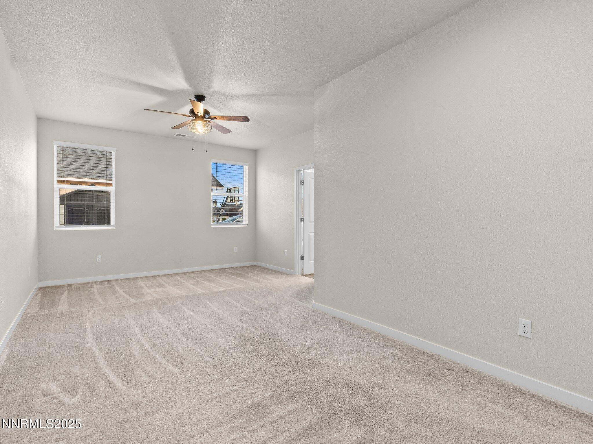 508 Wedge Lane Fernley, NV 89408 - Photo 19 of 36 508 Wedge Ln-123