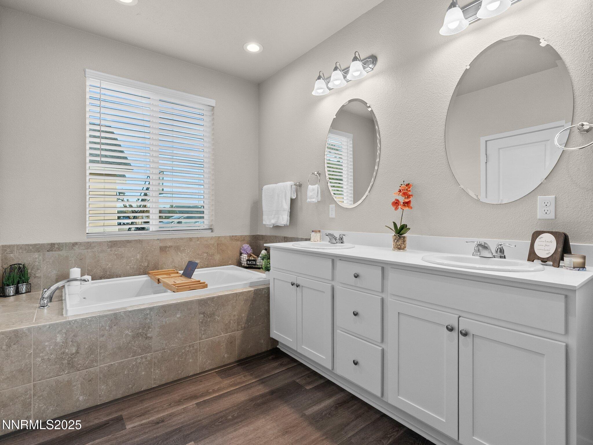 508 Wedge Lane Fernley, NV 89408 - Photo 21 of 36 508 Wedge Ln-126