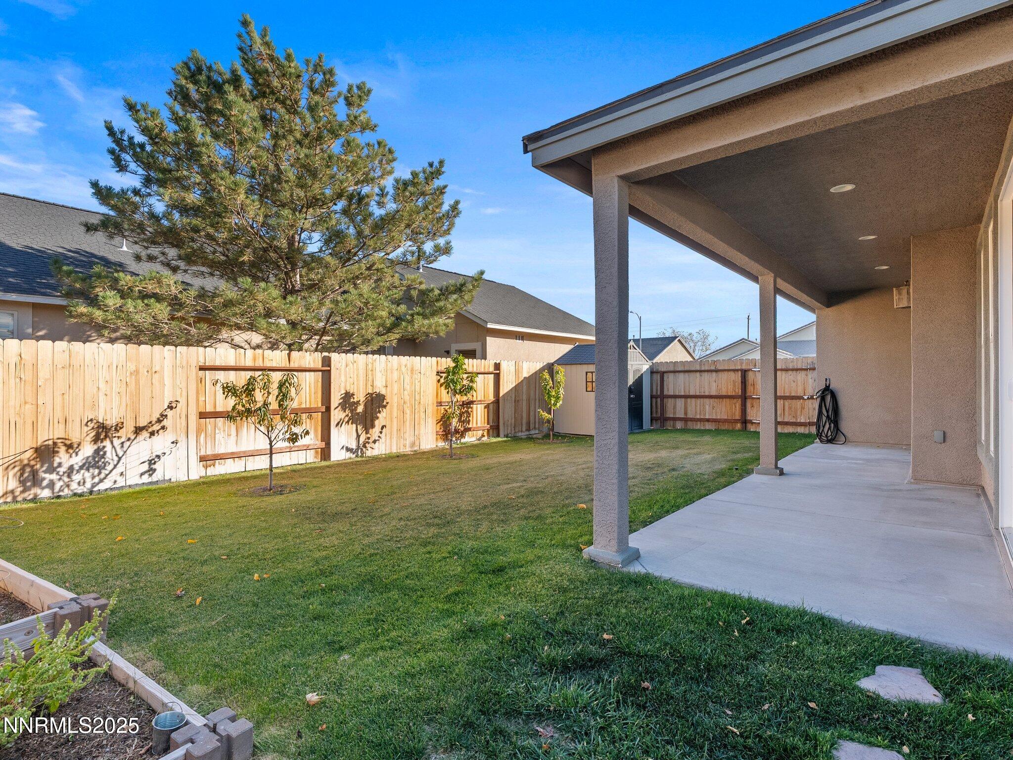 508 Wedge Lane Fernley, NV 89408 - Photo 33 of 36 508 Wedge Ln-136