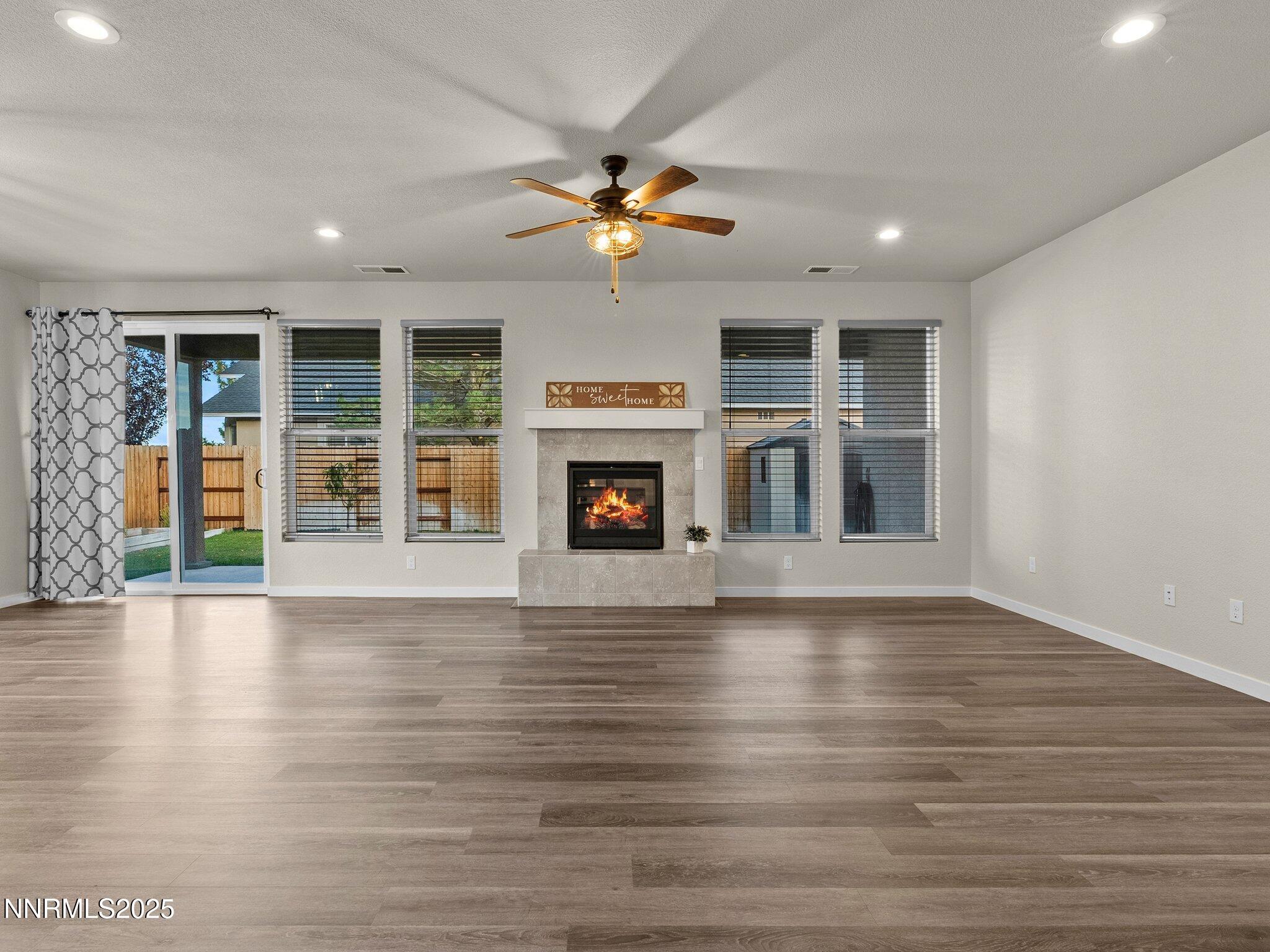 508 Wedge Lane Fernley, NV 89408 - Photo 8 of 36 508 Wedge Ln-114