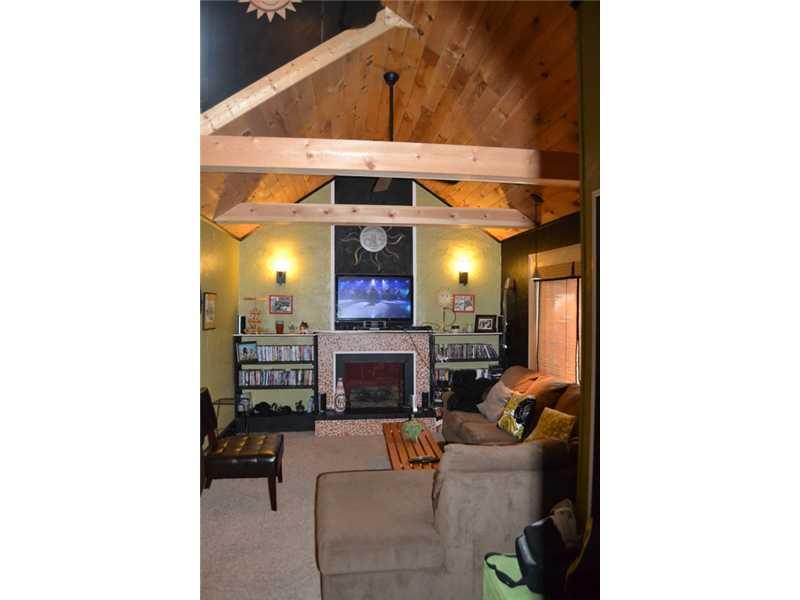 106 Redstone Furnace Road Hopwood, PA 15445 - Photo 4 of 12 Living Room.