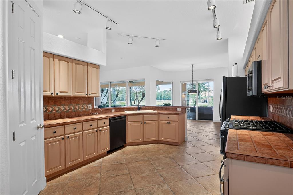 2968 Plantation Road Winter Haven, FL 33884 - Photo 21 of 75