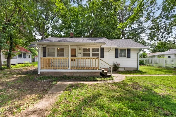 $120,000 | 225 South Hardy Avenue, Independence, MO 64053