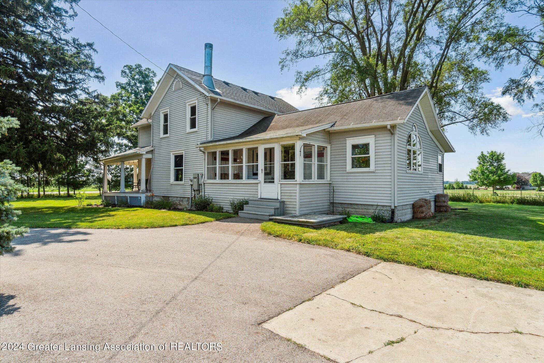 7904 South Francis Road Dewitt, MI 48820 - Photo 34 of 44 34-7904-S-Francis-Rd-DeWitt-MI-48820-Win