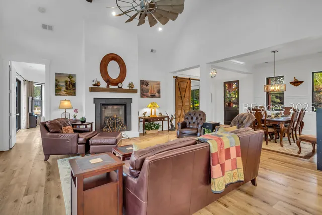 $985,000 | 400 Shoreside Drive, Hardeeville, SC 29927