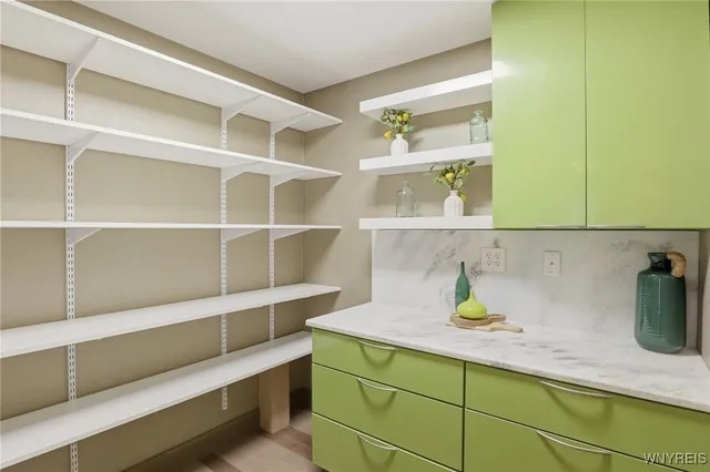 $929,900 | 673 Potomac Avenue, Buffalo, NY 14222