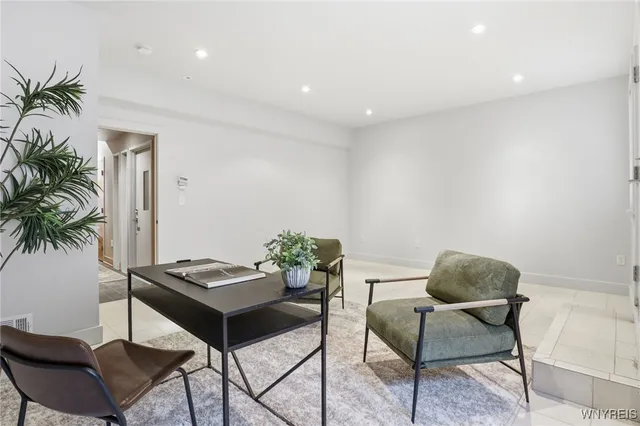 $929,900 | 673 Potomac Avenue, Buffalo, NY 14222