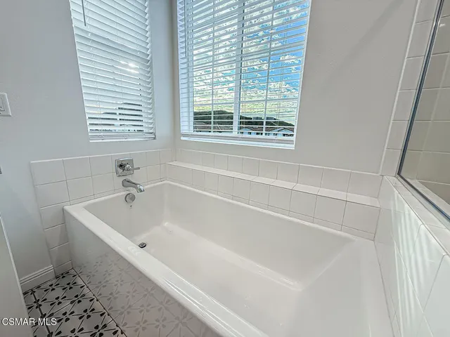 $949,900 | 335 Fraser, Camarillo, CA 93012