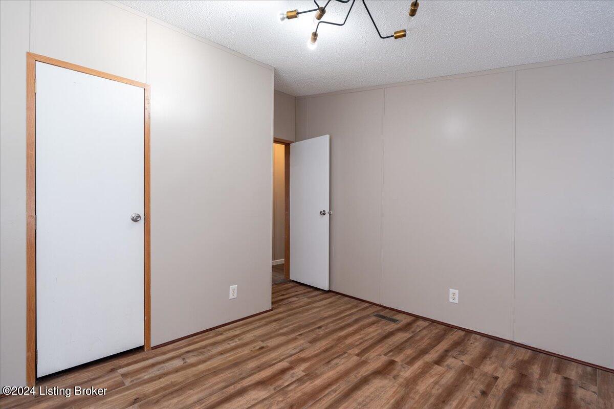 639 Old Boston Road Lebanon Junction, KY 40150 - Photo 21 of 33 18-FullRes-18