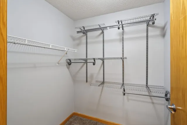 $270,000 | 820 Emerald Street Southeast, Unit 307, St. Paul, MN 55114