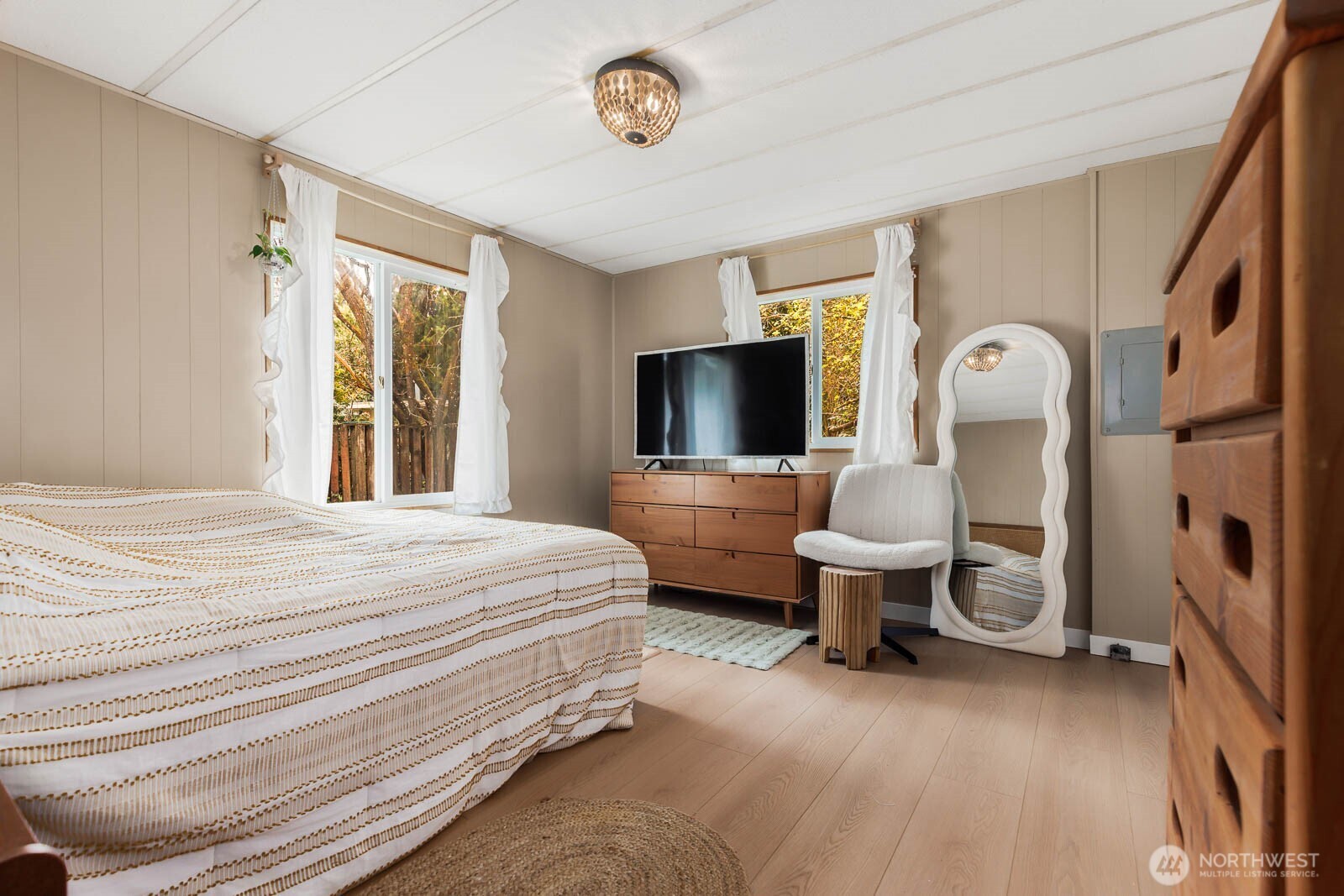 18405 Southeast 162nd Street Renton, WA 98058 - Photo 14 of 25