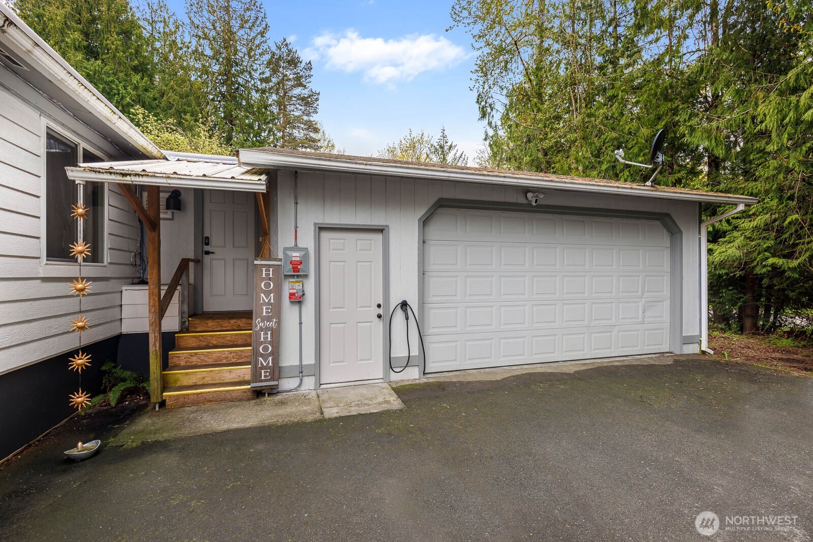 18405 Southeast 162nd Street Renton, WA 98058 - Photo 2 of 25