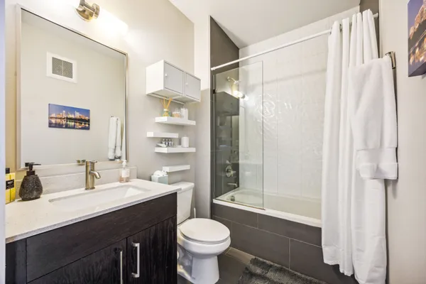 $250,000 | 3114 South Congress Avenue, Unit 304, Austin, TX 78704