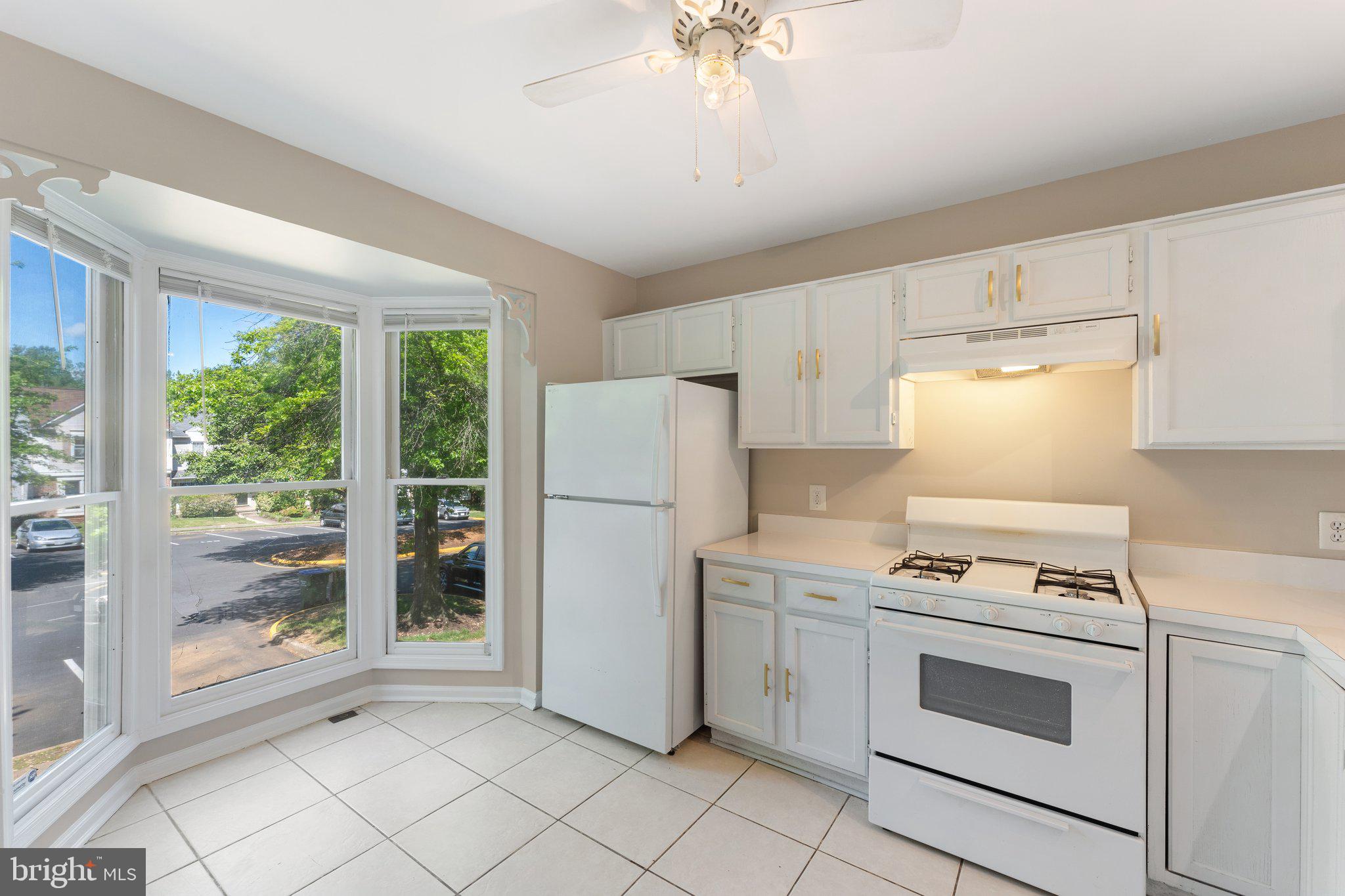 308 Harrogate Road Fredericksburg, VA 22406 - Photo 6 of 38