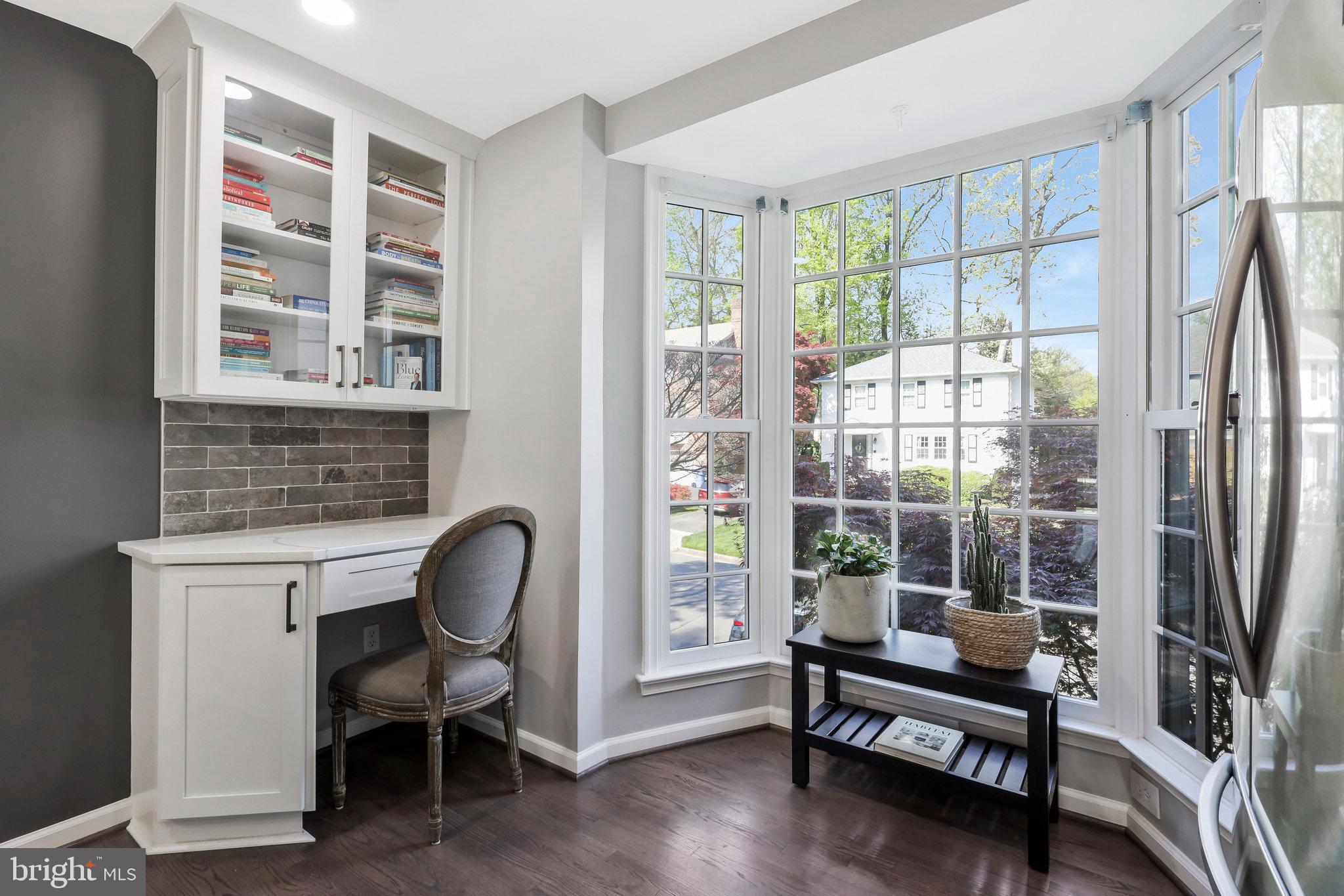 1119 Randolph Road McLean, VA 22101 - Photo 12 of 42 Workspace in the kitchen