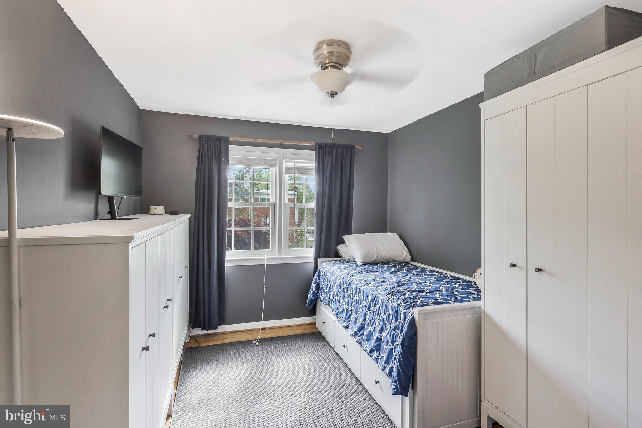 1119 Randolph Road McLean, VA 22101 - Photo 27 of 42 Second bedroom