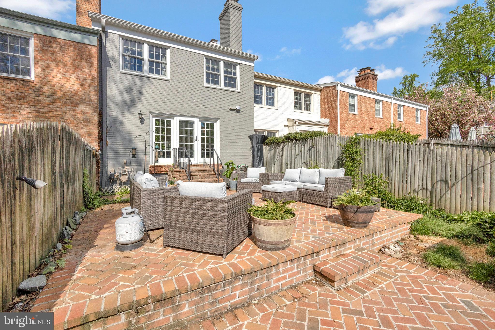 1119 Randolph Road McLean, VA 22101 - Photo 36 of 42 Extensive hardscaping