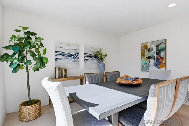 $1,769,000 | 2003 Caminito Circulo Norte, La Jolla, CA 92037