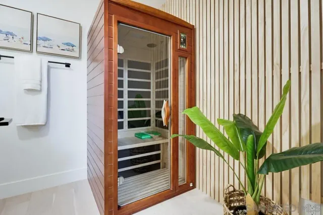 $1,769,000 | 2003 Caminito Circulo Norte, La Jolla, CA 92037