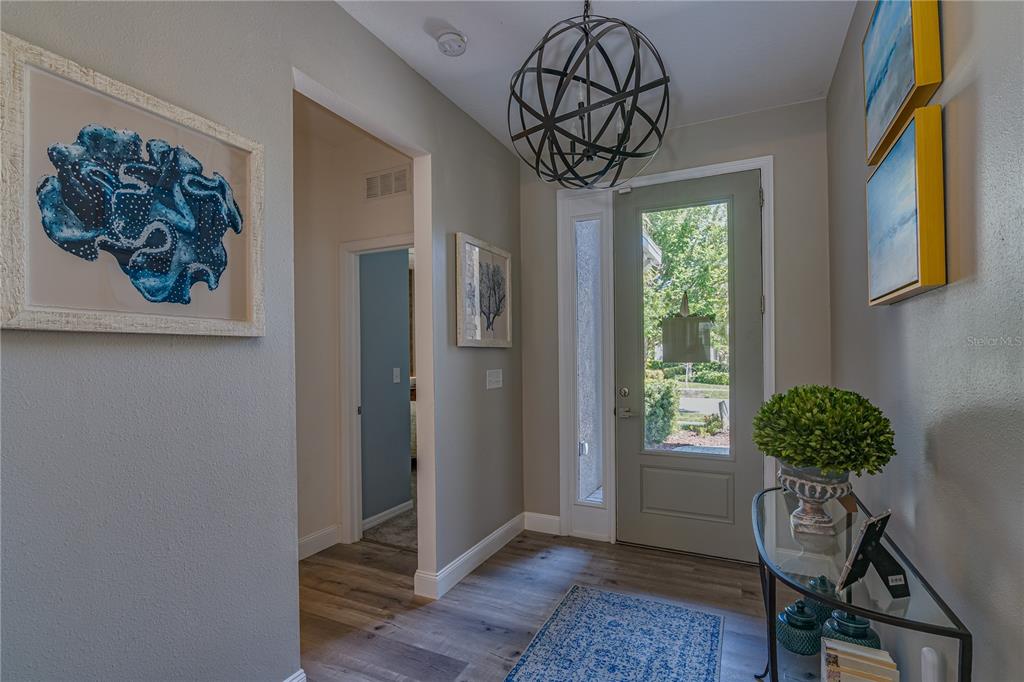 6312 Lantern View Place Apollo Beach, FL 33572 - Photo 5 of 38