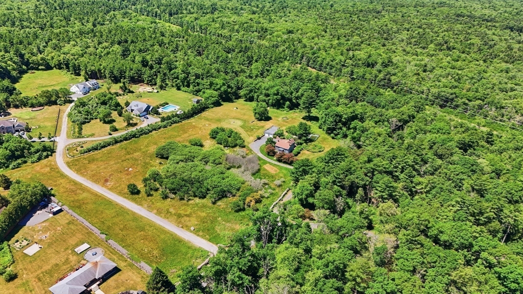 126 Lucy Little Road Dartmouth, MA 02747 - Photo 7 of 27